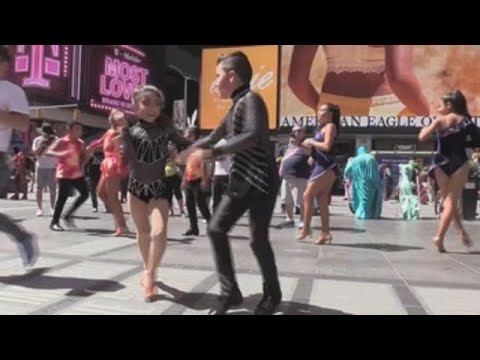 Dónde disfrutar de la mejor salsa en Nueva York: ¡Las mejores pistas de baile!
